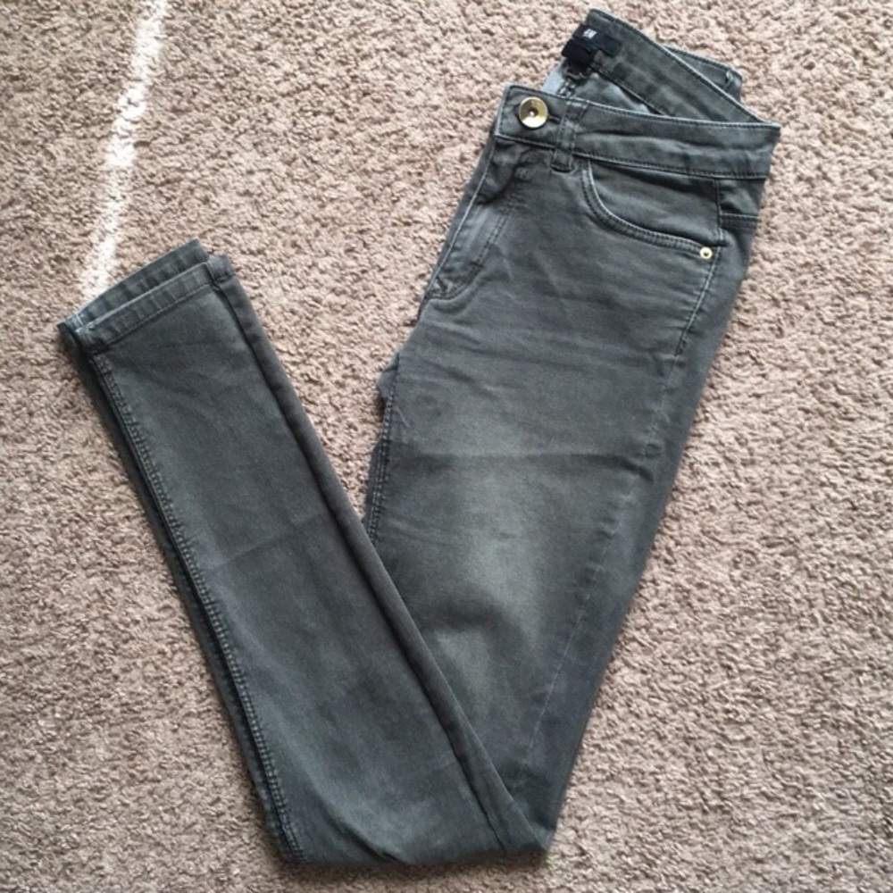 H&M’s Jeans